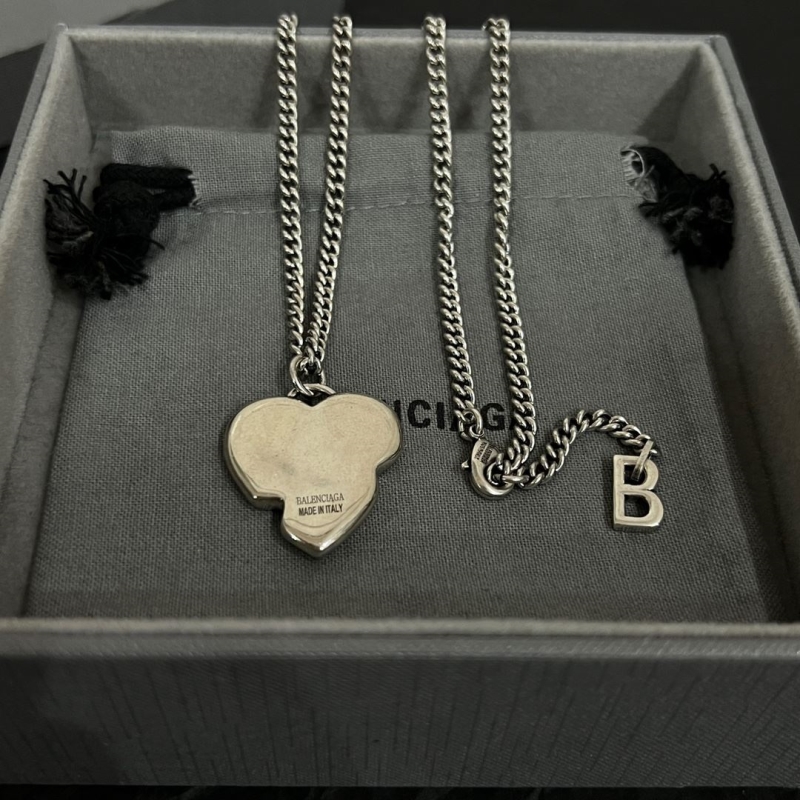 Burberry Necklaces